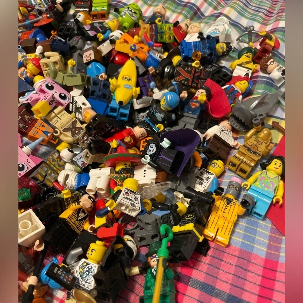 HUGE LOT OF LEGO MINI FIGURES Star Wars Lego Movie Marvel Minecraft Banana‎ man